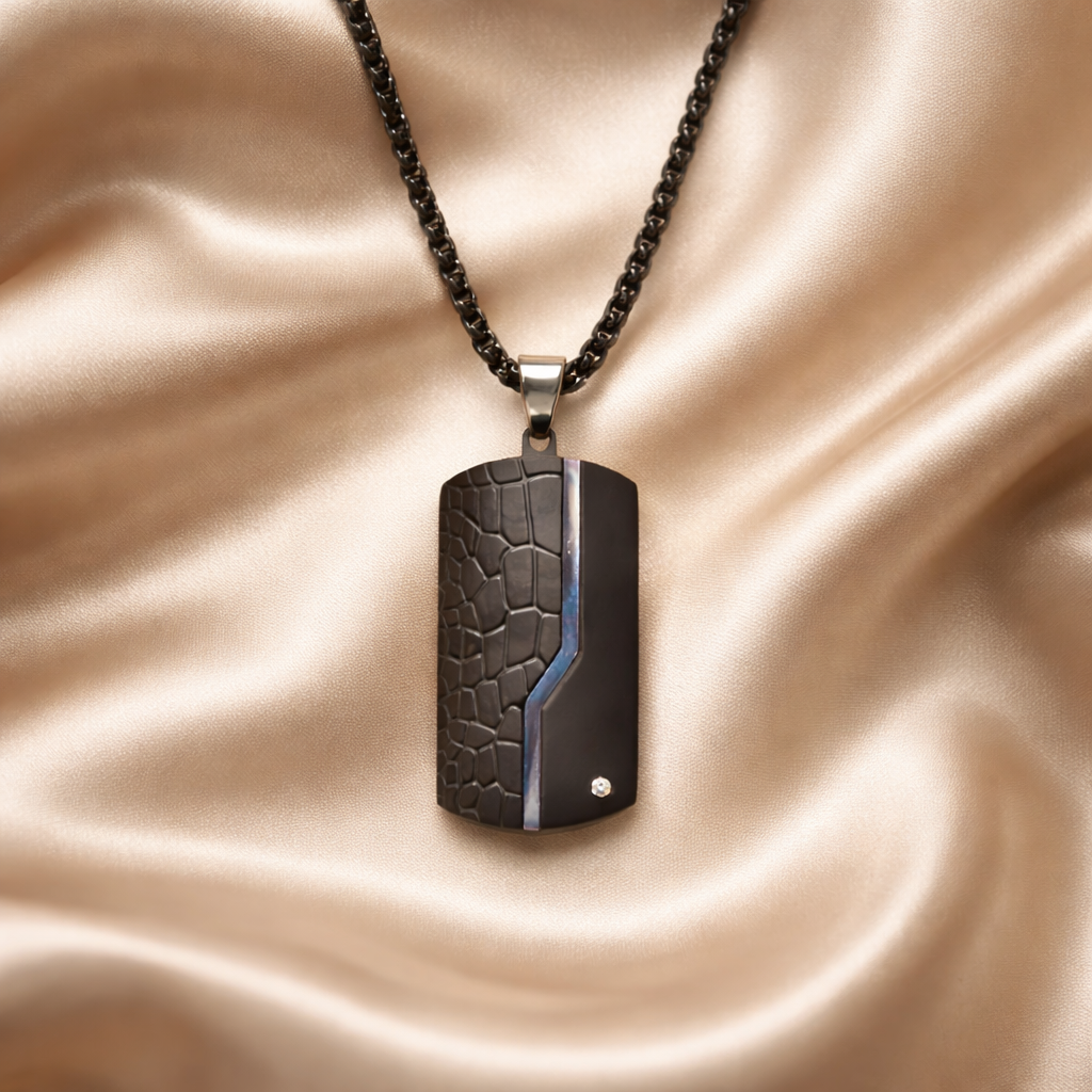 HAN008 - Noir legacy necklace