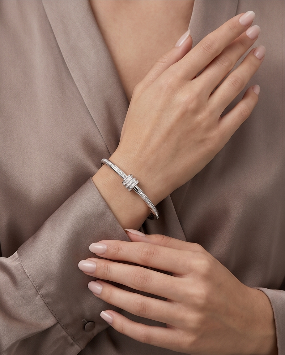 HAB203 - Silver Dots Bracelet