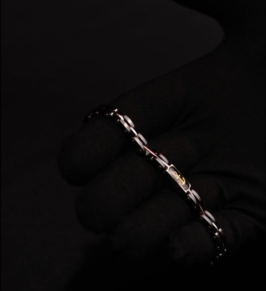 HAB006 - Captain’s Mark bracelet
