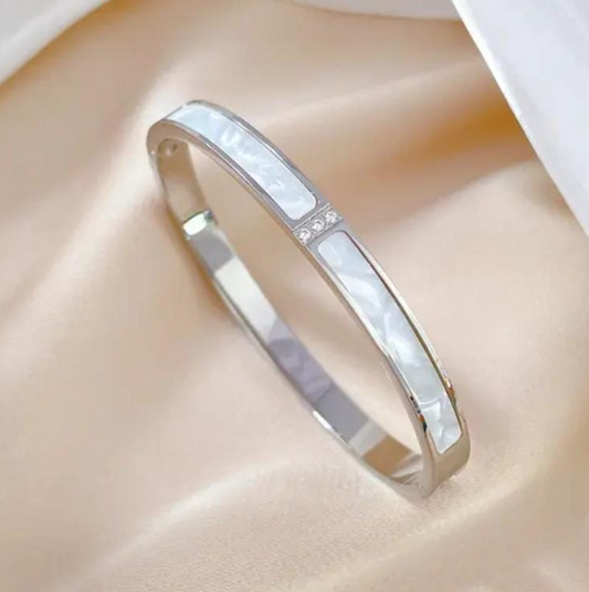 HAB205 - Lumina Bangle