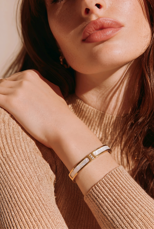 HAB210 - Elysian Shell Cuff