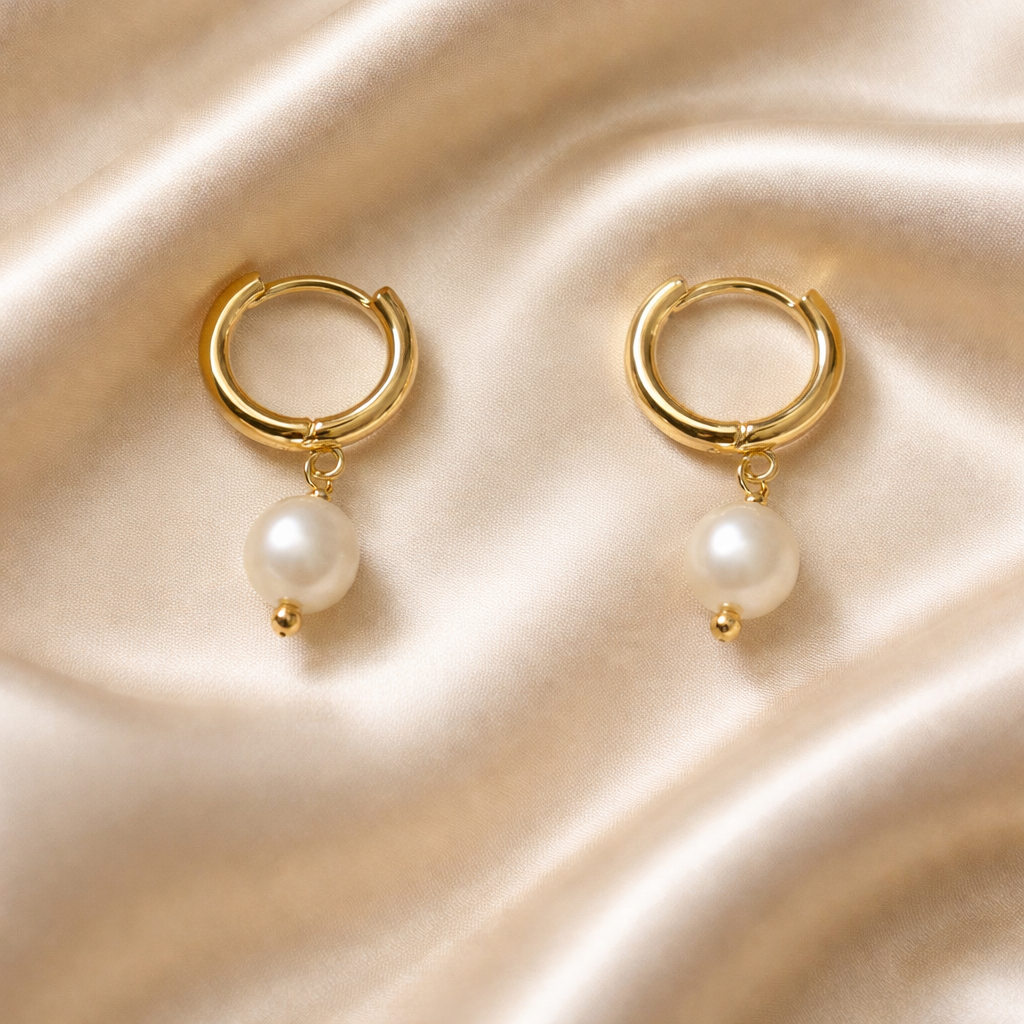 HAE010 - Luna Pearl Earrings