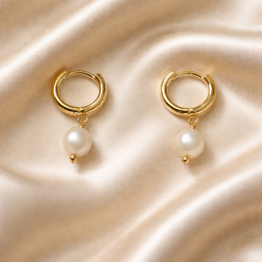 HAE010 - Luna Pearl Earrings