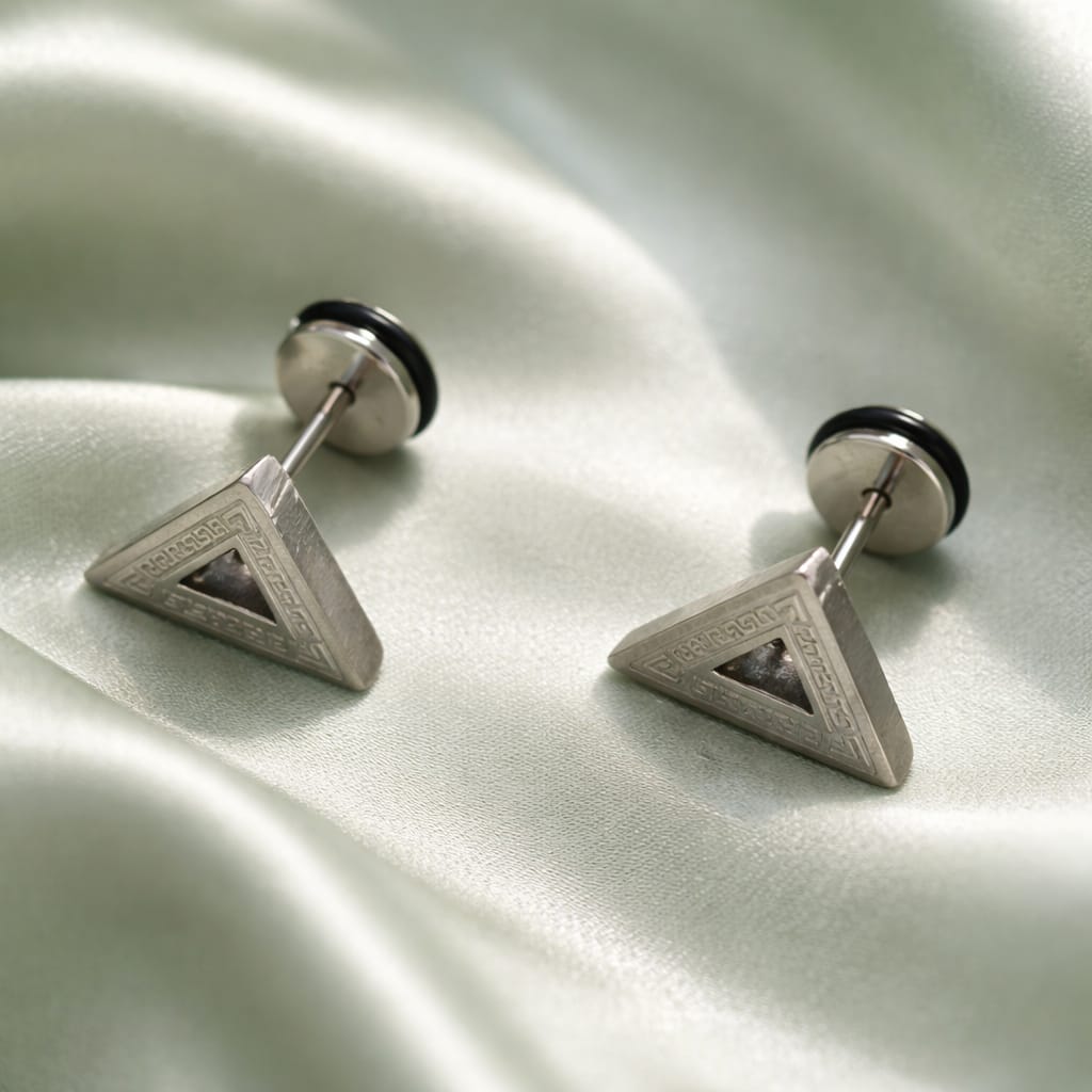 HAE017 - Triangle Earrings