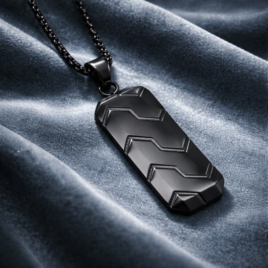 HAN011 - black circuit necklace